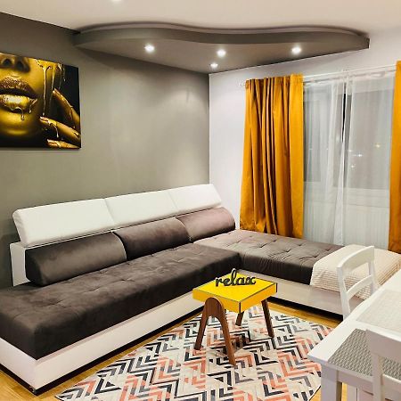 Confort View Apartment Iasi - 3 Rooms-Like Home 외부 사진