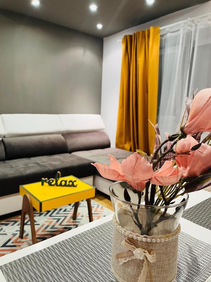 Confort View Apartment Iasi - 3 Rooms-Like Home 외부 사진