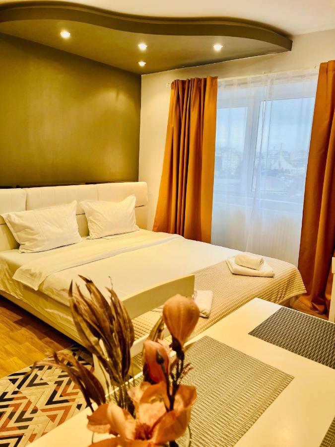 Confort View Apartment Iasi - 3 Rooms-Like Home 외부 사진
